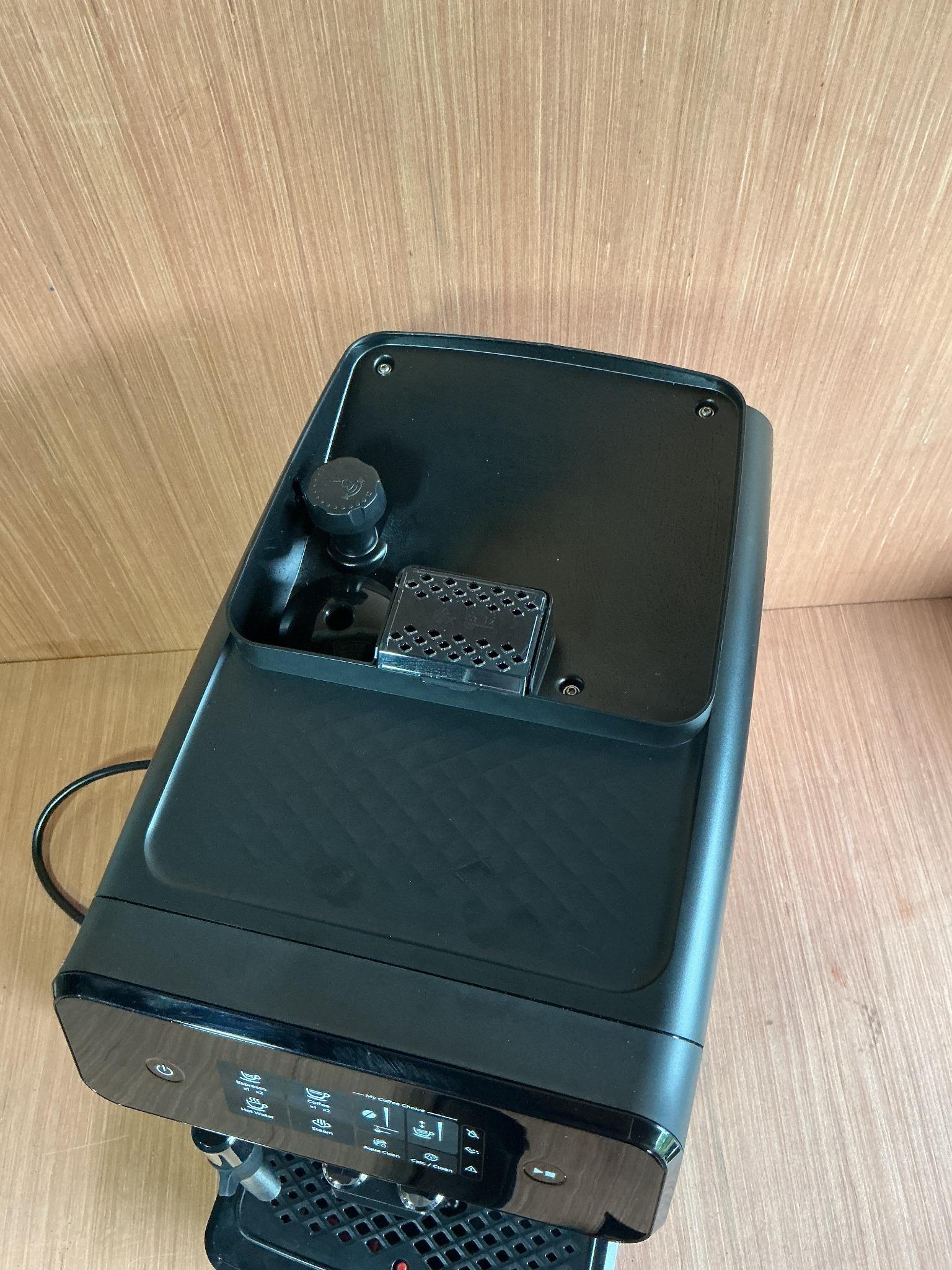 Ekspres do kawy Philips 1200 Series EP1220/00 – Automatyczny, Młynek, Spieniacz, Aroma Extract