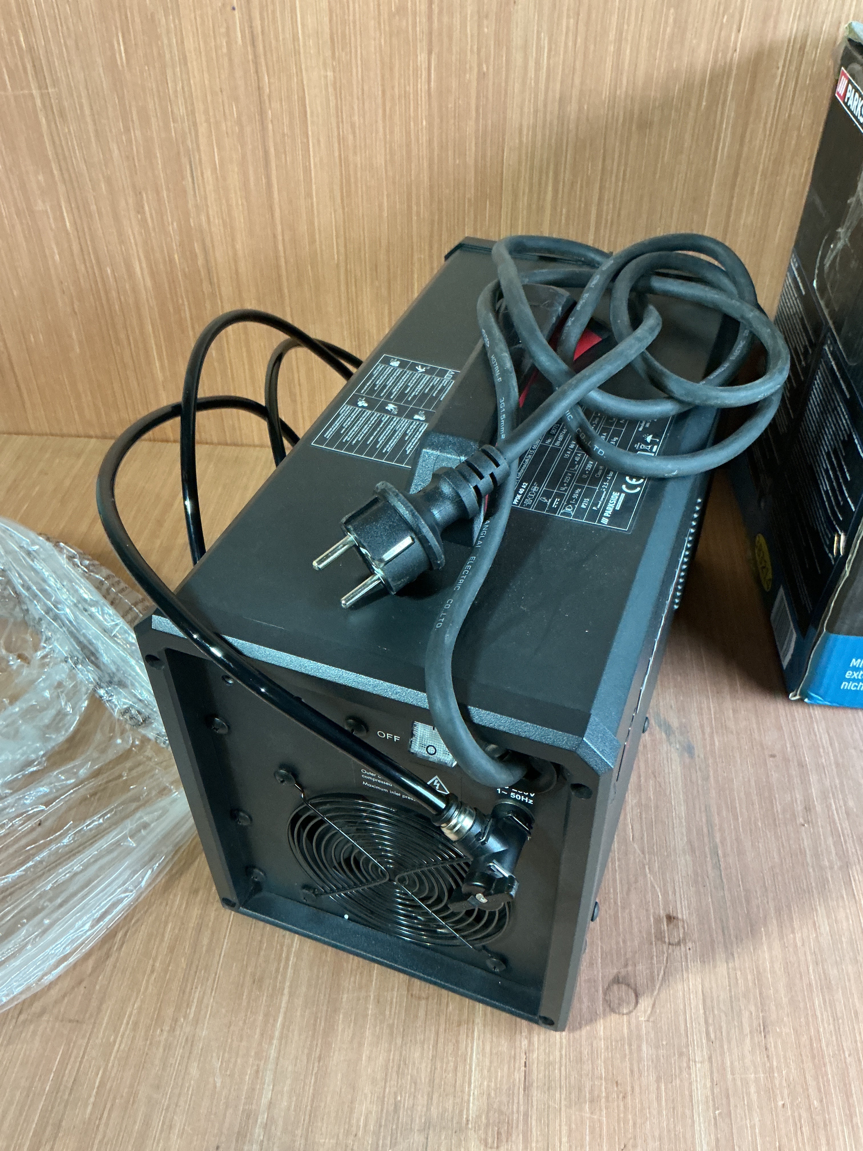 Przecinarka plazmowa z kompresorem PARKSIDE PPSK 40 A2 230 V